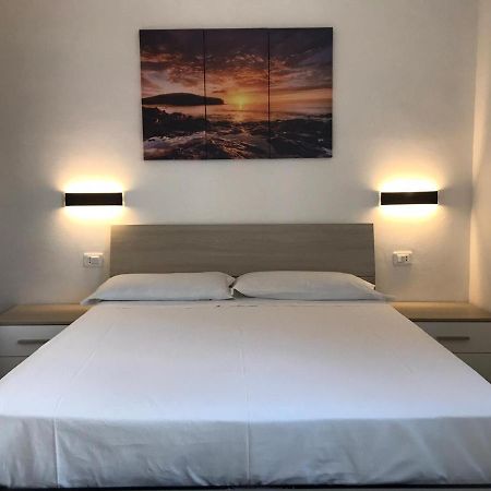 Eagle Rooms Riva del Garda Esterno foto
