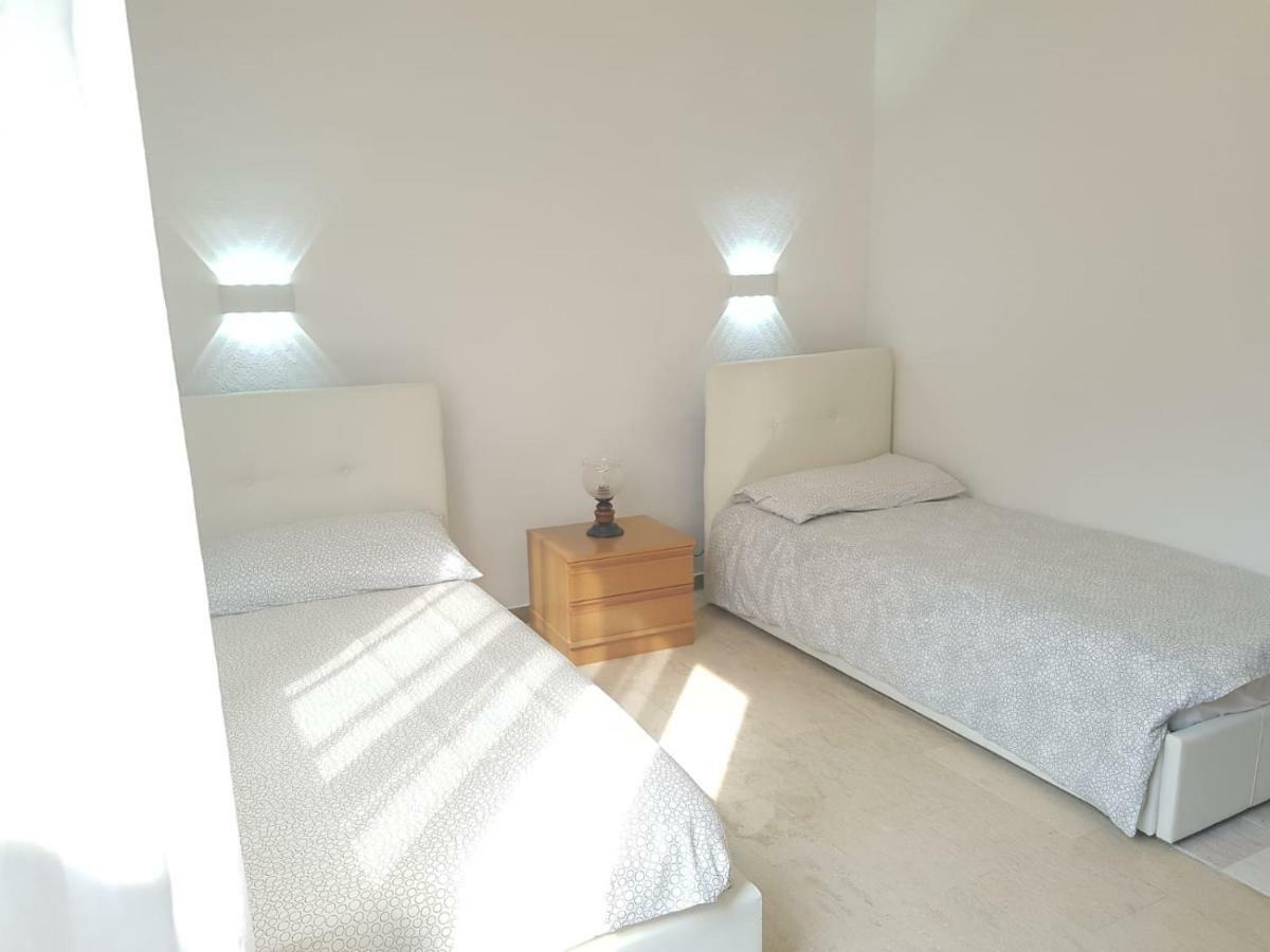 Eagle Rooms Riva del Garda Esterno foto