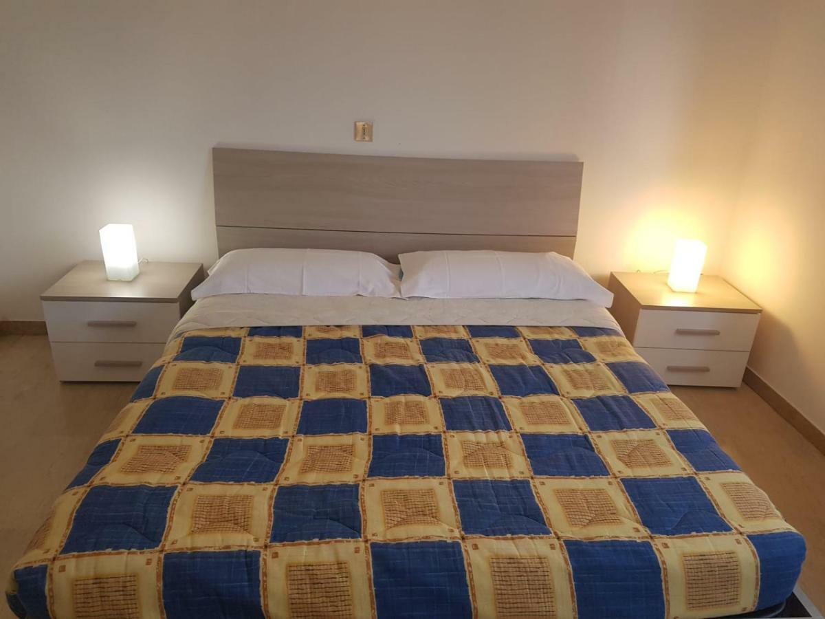 Eagle Rooms Riva del Garda Esterno foto